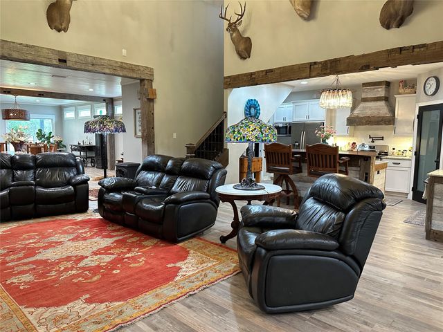4149 County Road 444, Hallettsville, TX 77964