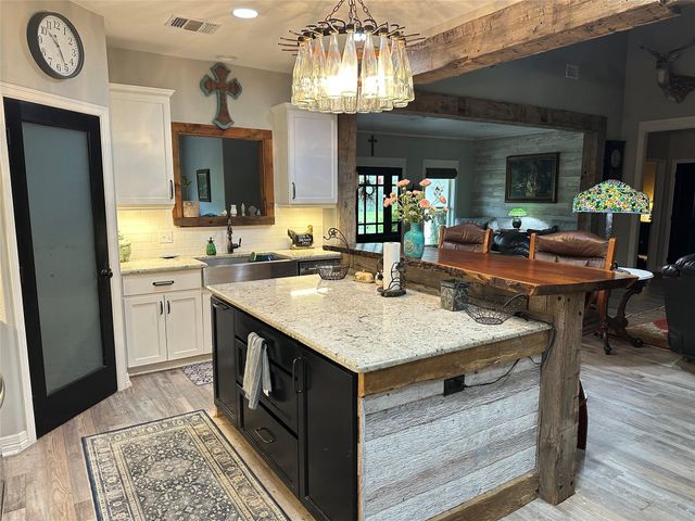 4149 County Road 444, Hallettsville, TX 77964
