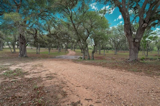 4149 County Road 444, Hallettsville, TX 77964