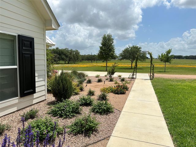 4149 County Road 444, Hallettsville, TX 77964