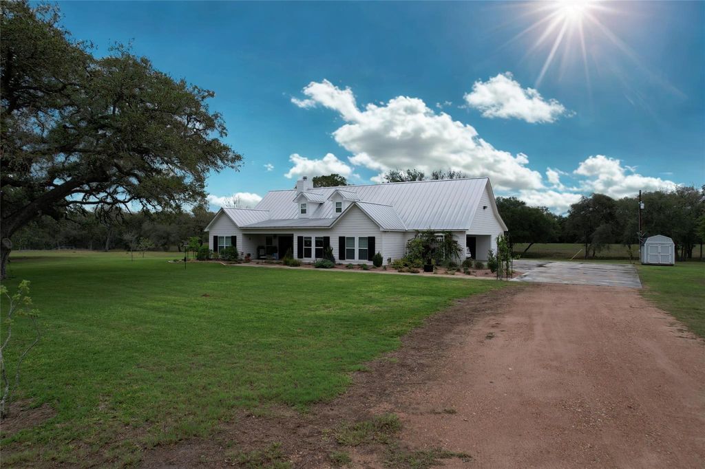 4149 County Road 444, Hallettsville, TX 77964
