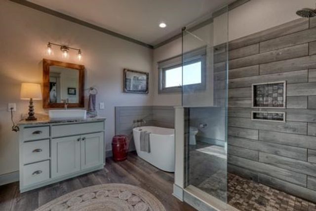 186 Rice Landing Court, Hayesville, NC 28904