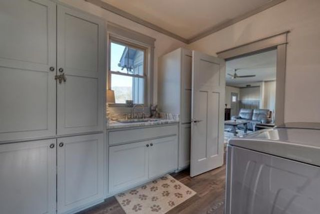186 Rice Landing Court, Hayesville, NC 28904