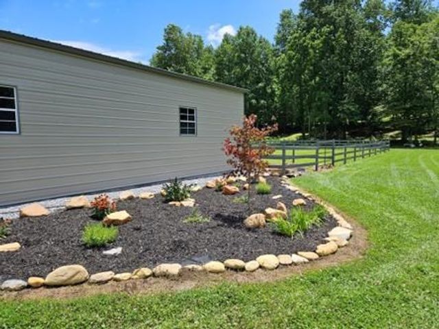 186 Rice Landing Court, Hayesville, NC 28904