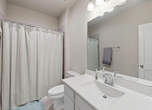 410 Soapberry Tree Court, Conroe, TX 77318