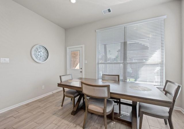 410 Soapberry Tree Court, Conroe, TX 77318