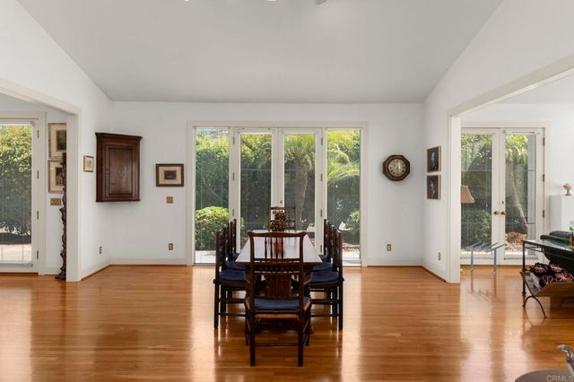 350 Mesa Way, La Jolla, CA 92037