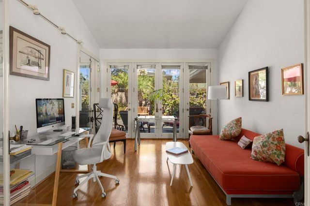 350 Mesa Way, La Jolla, CA 92037