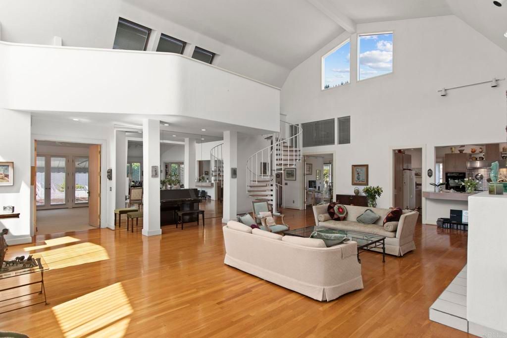 350 Mesa Way, La Jolla, CA 92037 — photo 2