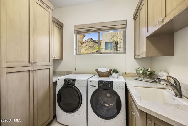 12379 N 133RD Place, Scottsdale, AZ 85259