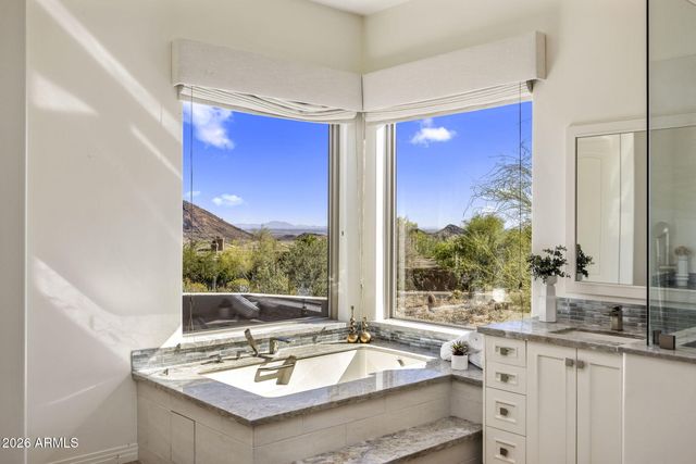 12379 N 133RD Place, Scottsdale, AZ 85259