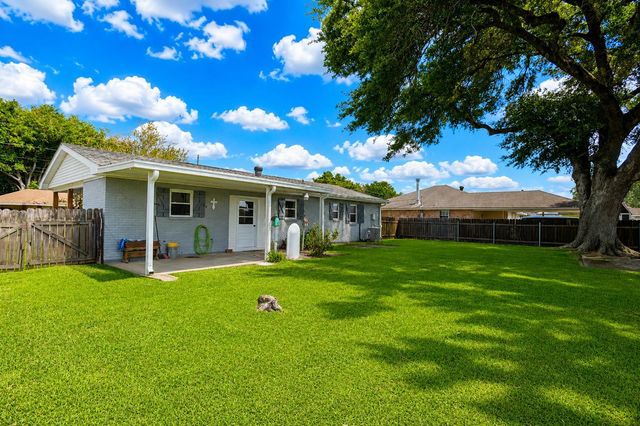1119 W Camellia Dr, Thibodaux, LA 70301