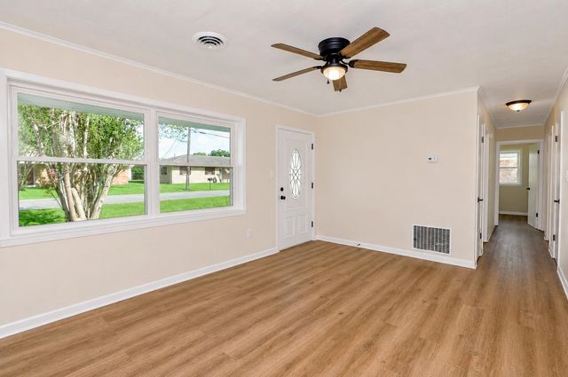1119 W Camellia Dr, Thibodaux, LA 70301
