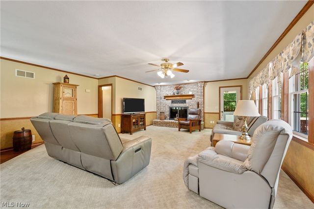 10400 Stoneacre Street NW, Canal Fulton, OH 44614