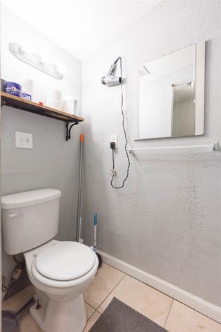 1526 CLINTON, Tampa, FL 33604
