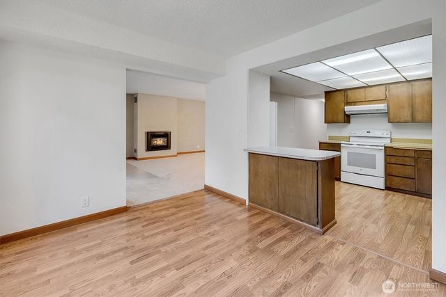 11019 B Glen Acres Drive S, Seattle, WA 98168