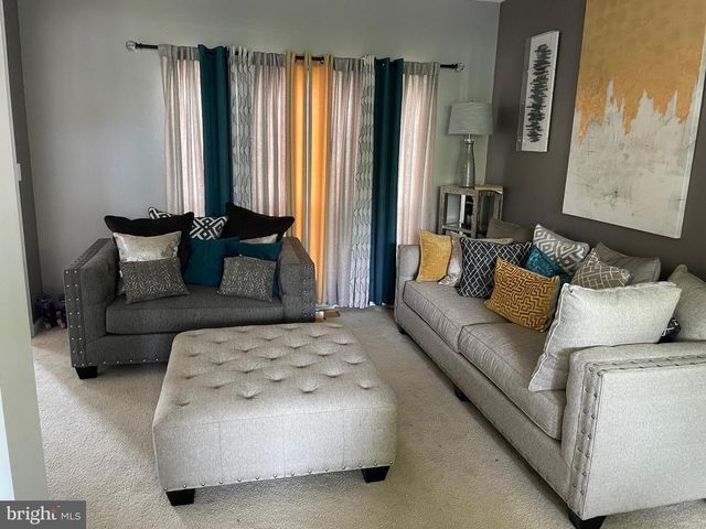 101 HOBBYHORSE CT, Dover, DE 19904