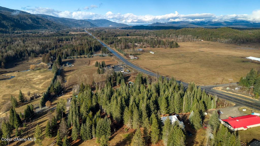 64 W Bronx Rd, Sandpoint, ID 83864