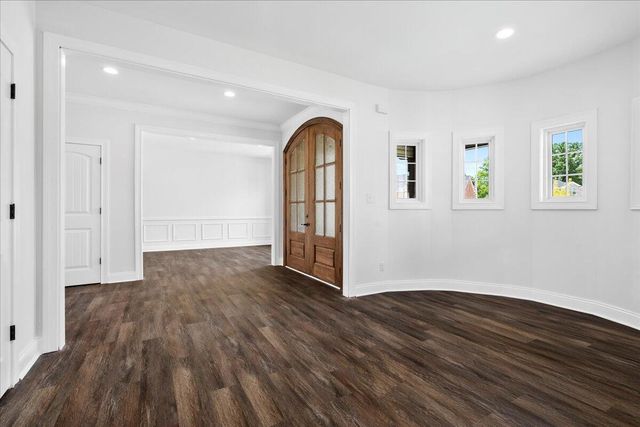 413 Weston Park, Lexington, KY 40515