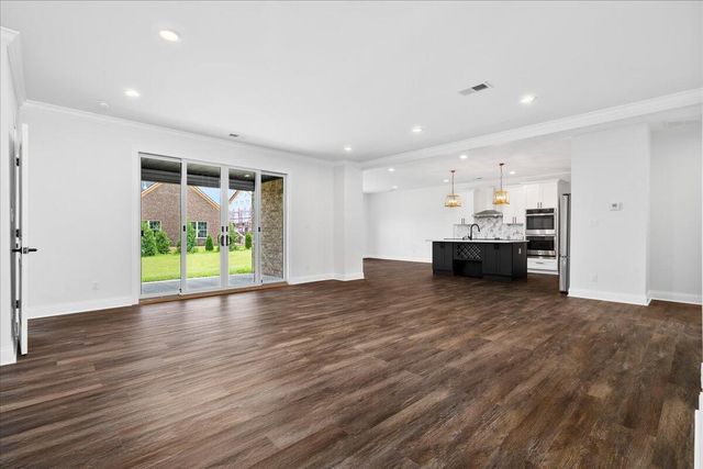 413 Weston Park, Lexington, KY 40515