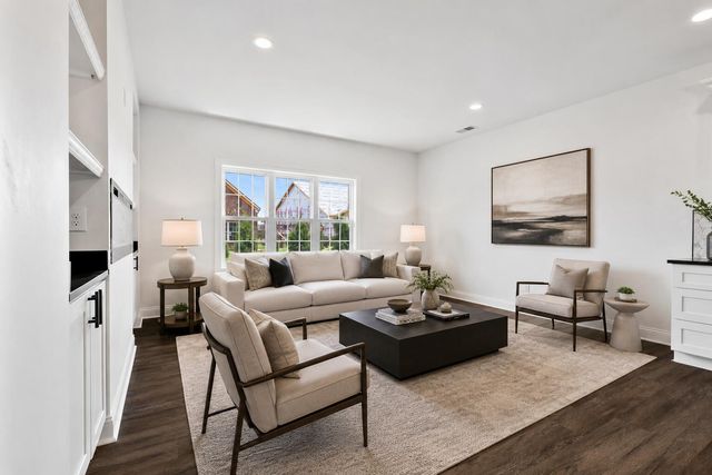 413 Weston Park, Lexington, KY 40515
