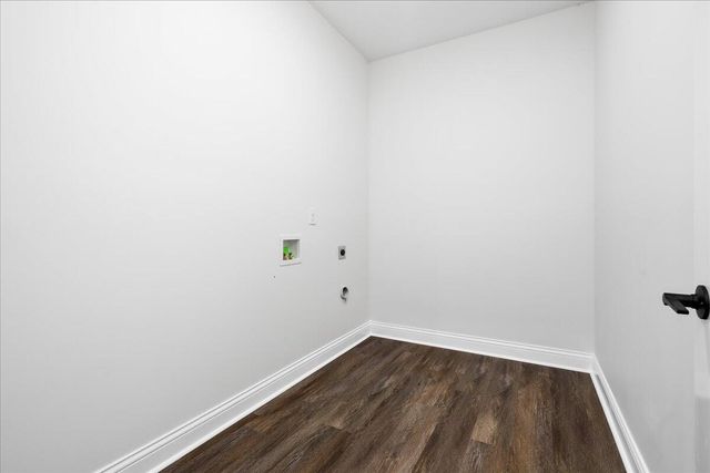 413 Weston Park, Lexington, KY 40515