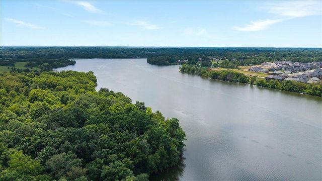 413 Weston Park, Lexington, KY 40515