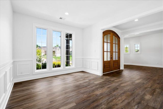 413 Weston Park, Lexington, KY 40515