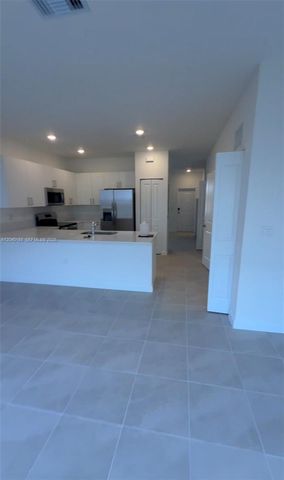 17950 SW 357th Terrace, Florida City, FL 33034