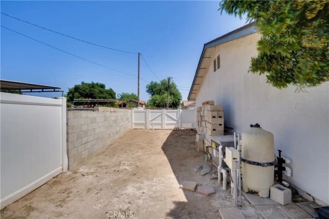 18825 Mariposa Avenue, Riverside, CA 92508