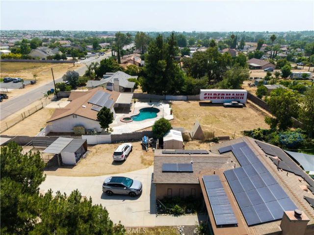 18825 Mariposa Avenue, Riverside, CA 92508