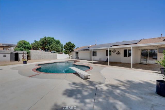 18825 Mariposa Avenue, Riverside, CA 92508