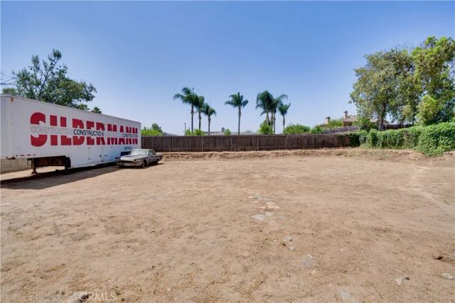 18825 Mariposa Avenue, Riverside, CA 92508