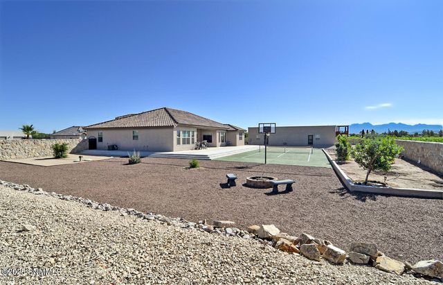 4425 Dulcinea Drive, Las Cruces, NM 88005