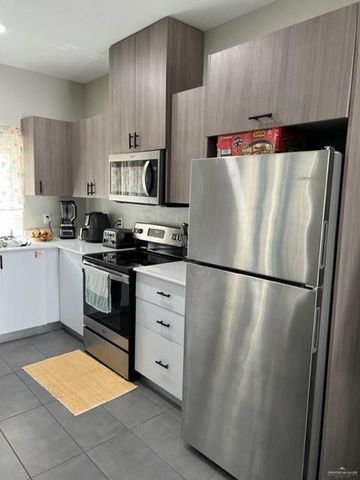 3305 Frio Avenue, Mcallen, TX 78504