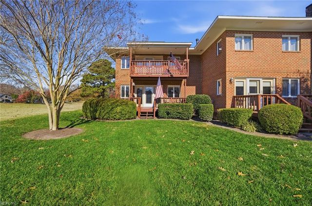 1267 Foursome LN, Virginia Beach, VA 23455