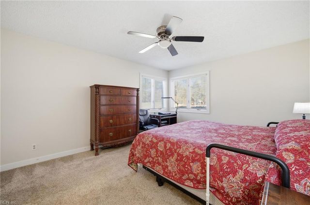 1267 Foursome LN, Virginia Beach, VA 23455