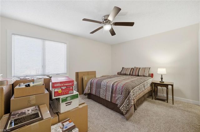 1267 Foursome LN, Virginia Beach, VA 23455