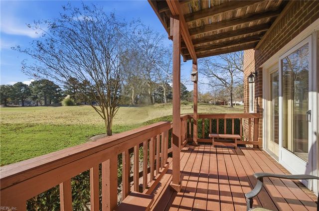 1267 Foursome LN, Virginia Beach, VA 23455