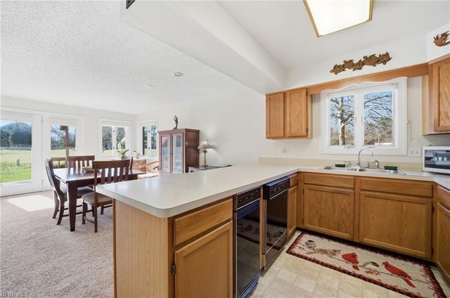 1267 Foursome LN, Virginia Beach, VA 23455