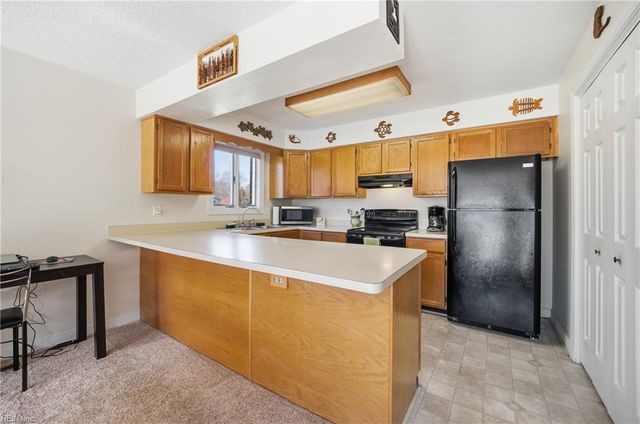 1267 Foursome LN, Virginia Beach, VA 23455