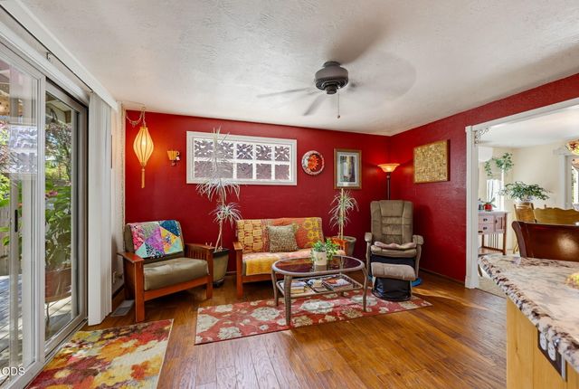 811 NE Oregon Avenue, Grants Pass, OR 97526