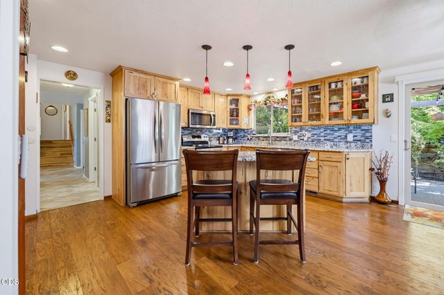 811 NE Oregon Avenue, Grants Pass, OR 97526