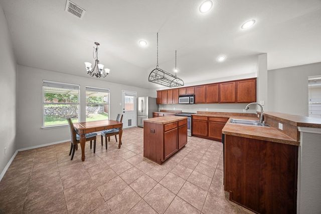 2018 Hickory Trail, Anna, TX 75409