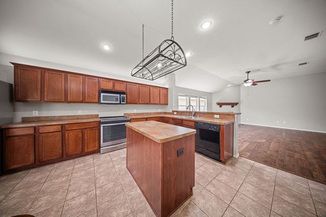2018 Hickory Trail, Anna, TX 75409