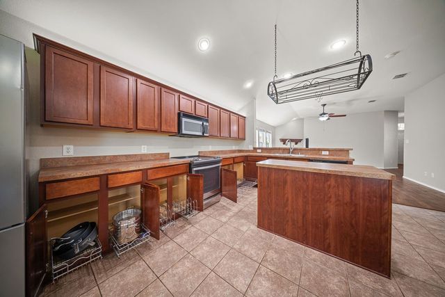 2018 Hickory Trail, Anna, TX 75409