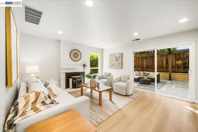 2644 Calle Morelia, Pleasanton, CA 94566