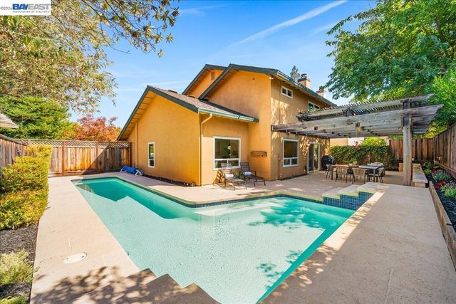2644 Calle Morelia, Pleasanton, CA 94566