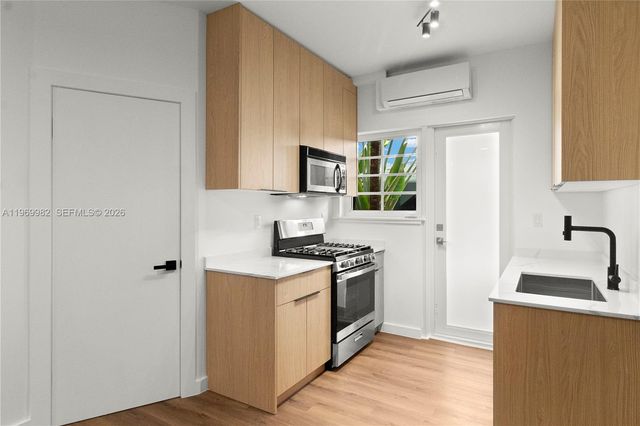 1009 Meridian Ave 14, Miami Beach, FL 33139