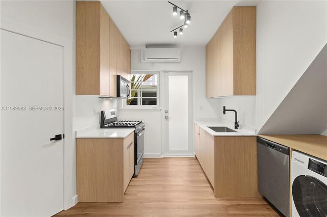 1009 Meridian Ave 14, Miami Beach, FL 33139